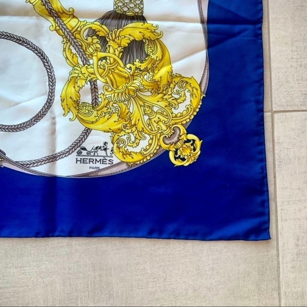 Auth HERMES Carre 90 Cliquetis Scarf Blue/Multicolor 100% Silk